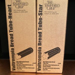 Pampered Chef Valtrompia Bread Tube Baking Mold Heart #1560 & Star #1570 . Set 2